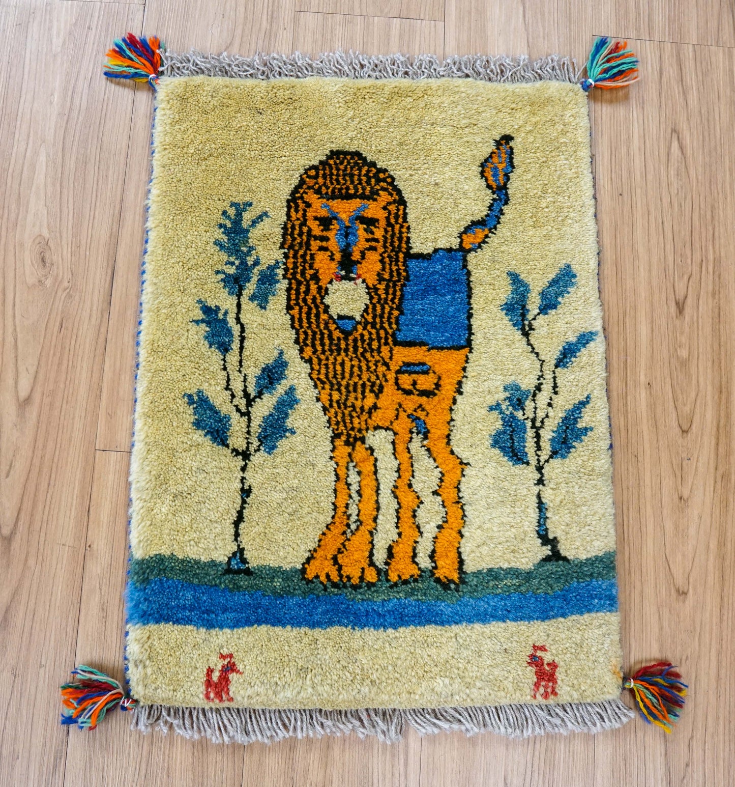 ペルシャ絨毯 手織りギャッベ 60×40cm