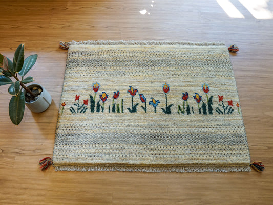 Collection 90×68cm　 ペルシャ絨毯 手織りギャッベ
