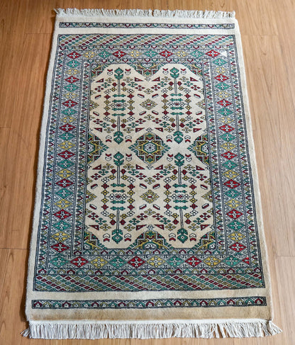 パキスタン手織り絨毯 122×78cm