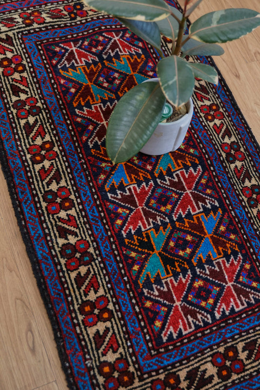  トライバルラグ  手織り ペルシャ バルーチ絨毯 92x51cm