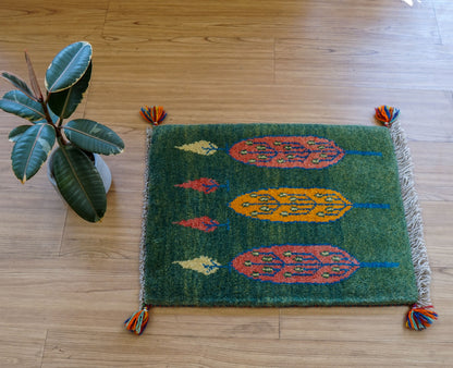  ペルシャ手織りギャッベ アマレ族 60×40cm ライオン文様・玄関マットサイズ