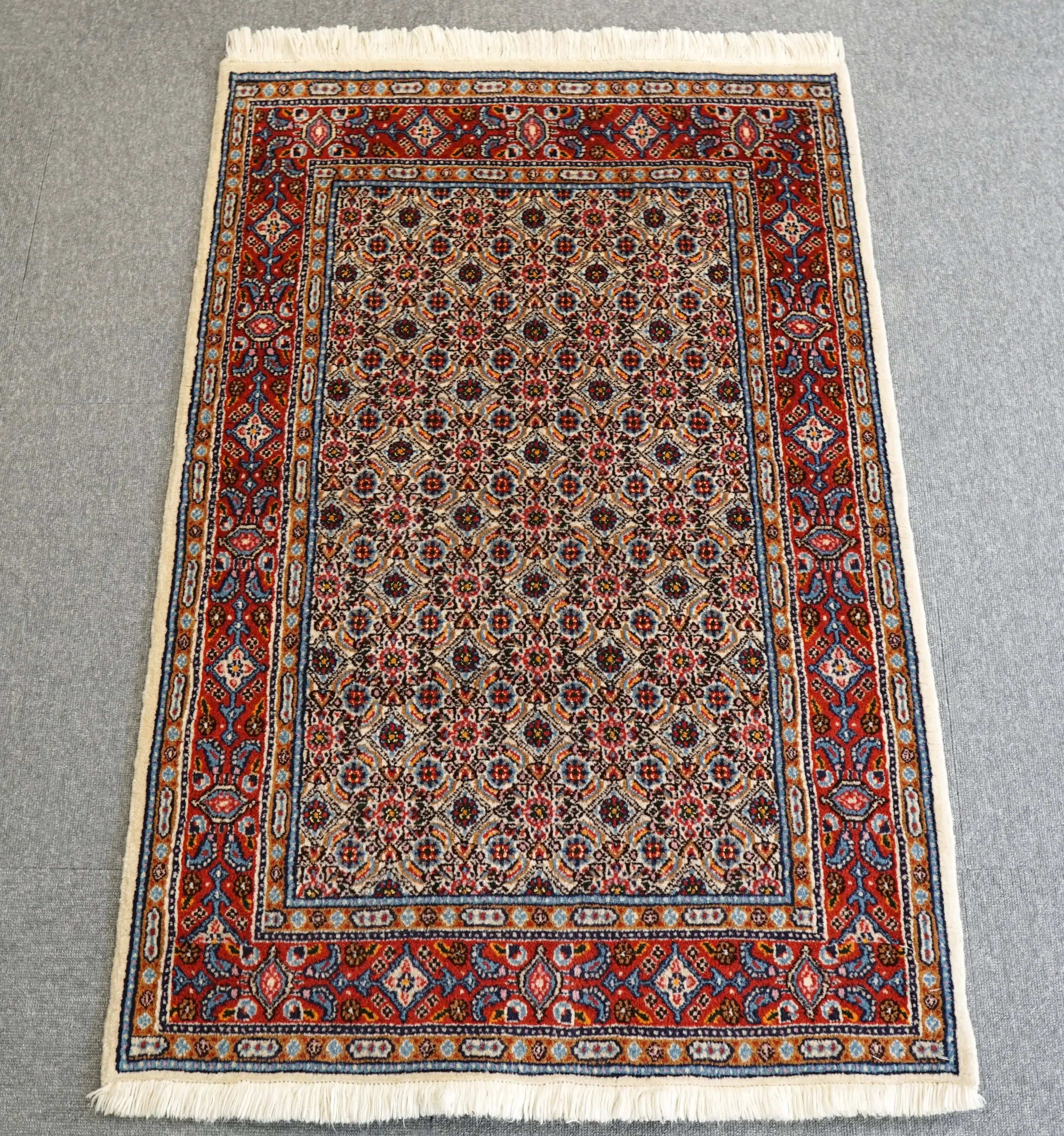 ペルシャ絨毯専門店 Decorworks イラン直輸入,手織りラグコレクション