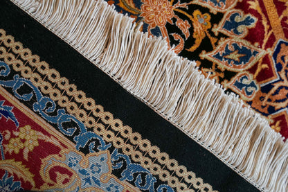  手織りペルシャ絨毯 クム産 【シルク】ラミニ工房 197×132cm ｜ 証明書付