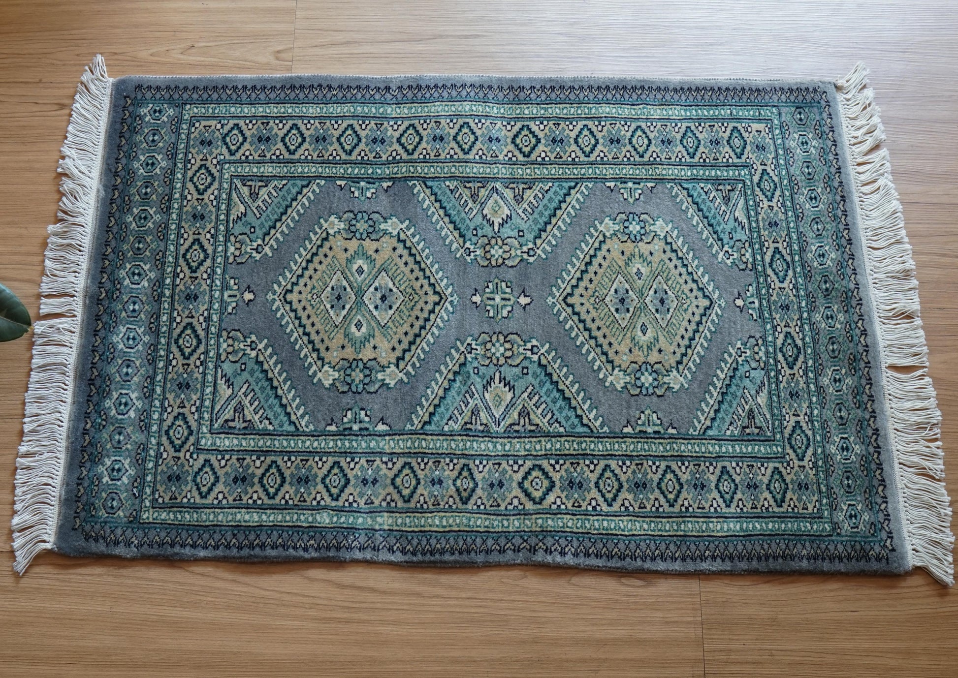  パキスタン手織り絨毯 95×62cm｜ニュージーランド産メリノウール使用 玄関マット
