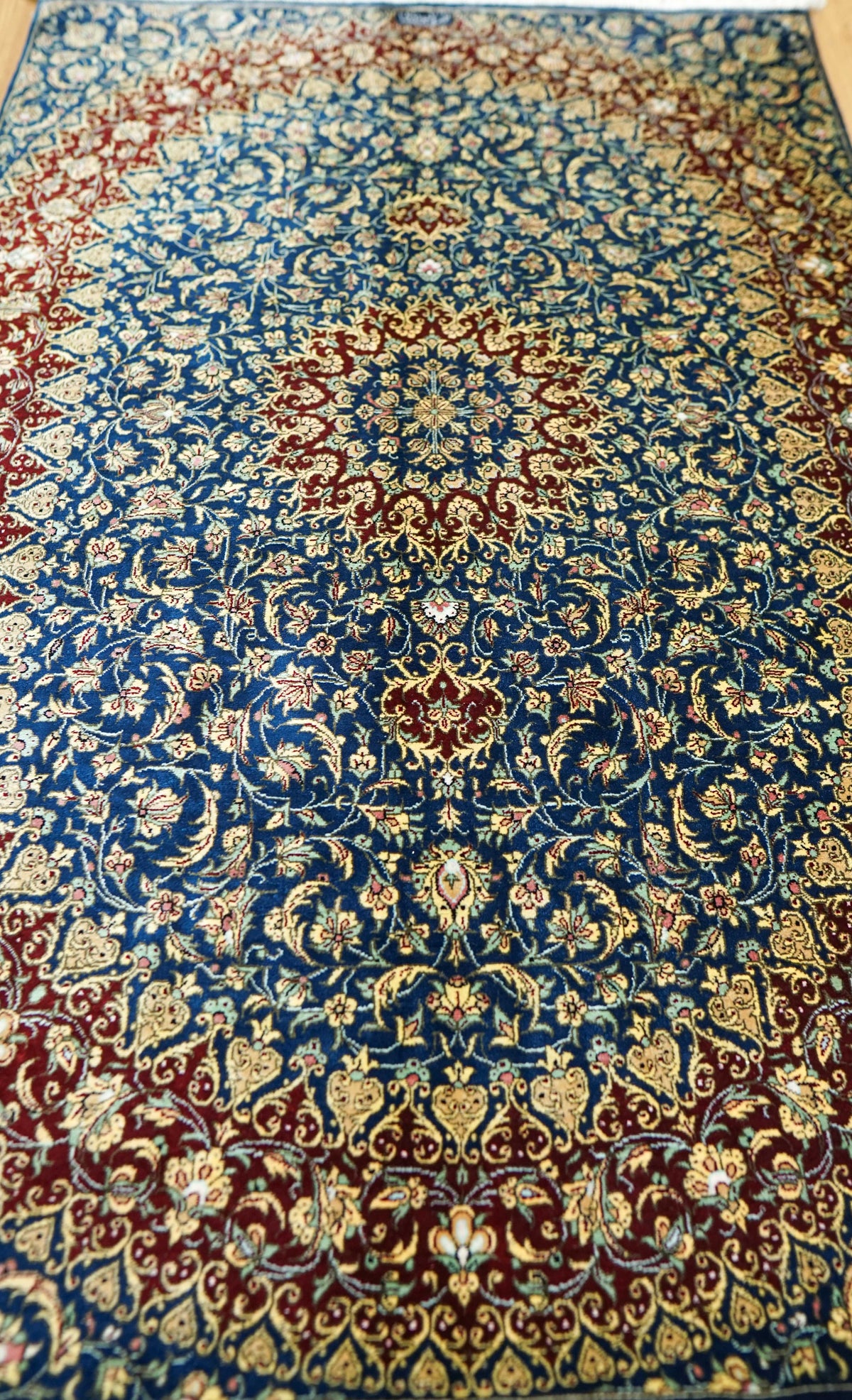  ペルシャ絨毯 クム産 シルク100％ 114×75cm  ラジョルヂ工房