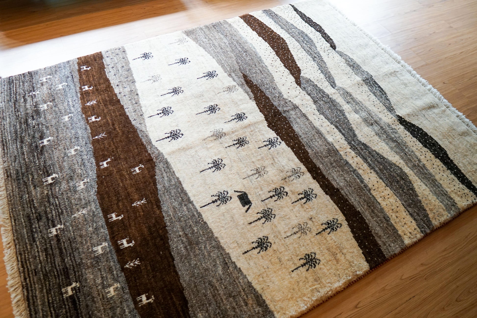  200×159cm ペルシャ絨毯 手織りギャッベアマレ族ギャベ