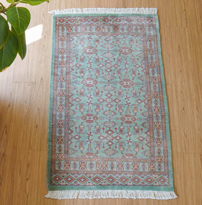 パキスタン手織り絨毯 124×77cm - Decorworks