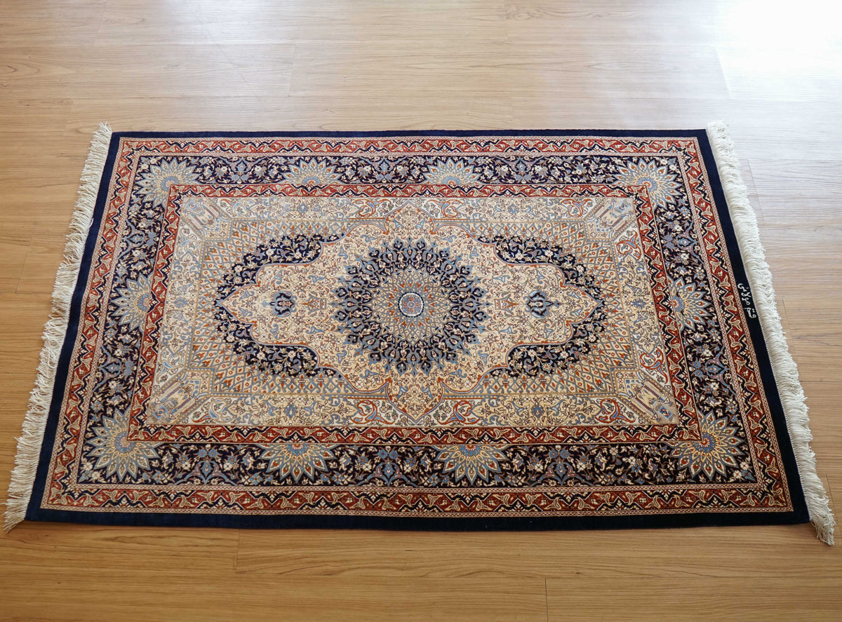 ペルシャ絨毯 クム産 シルク100％ モラー工房 120×78cm