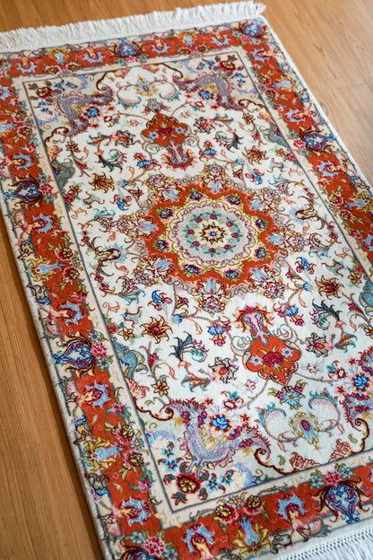 ペルシャ手織り絨毯 タブリーズ産 50RAJ 124×73cm｜ウール＆シルク