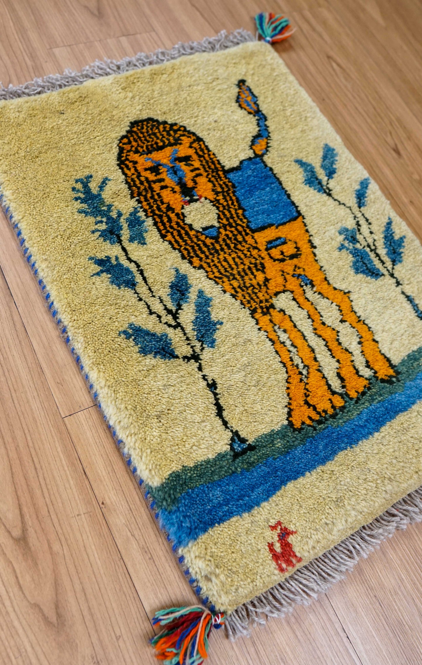 ペルシャ絨毯 手織りギャッベ 60×40cm