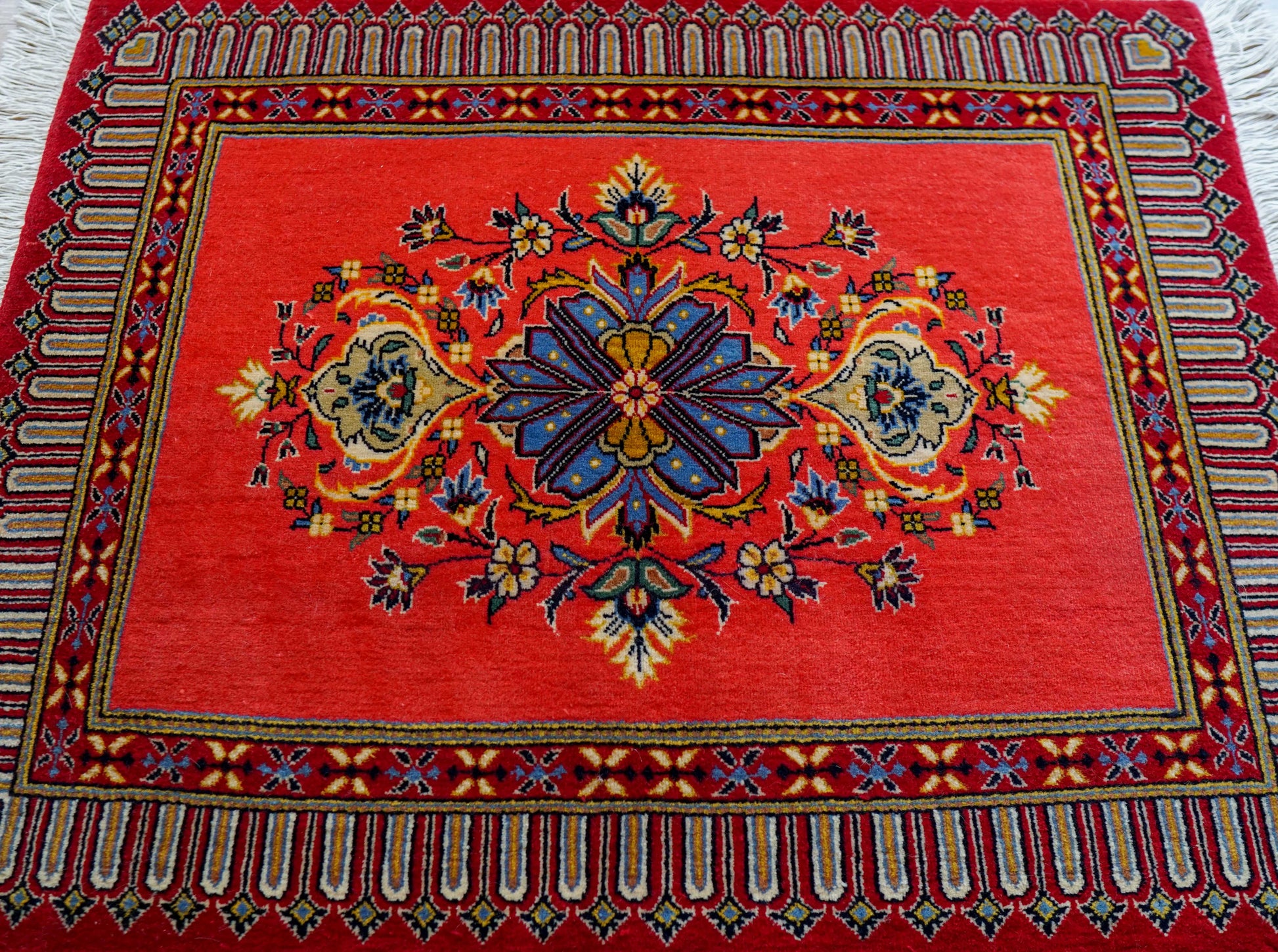  ペルシャ絨毯 カシャーン産 (カシャン)90×72cm｜上質ウール使用 手織り玄関マット