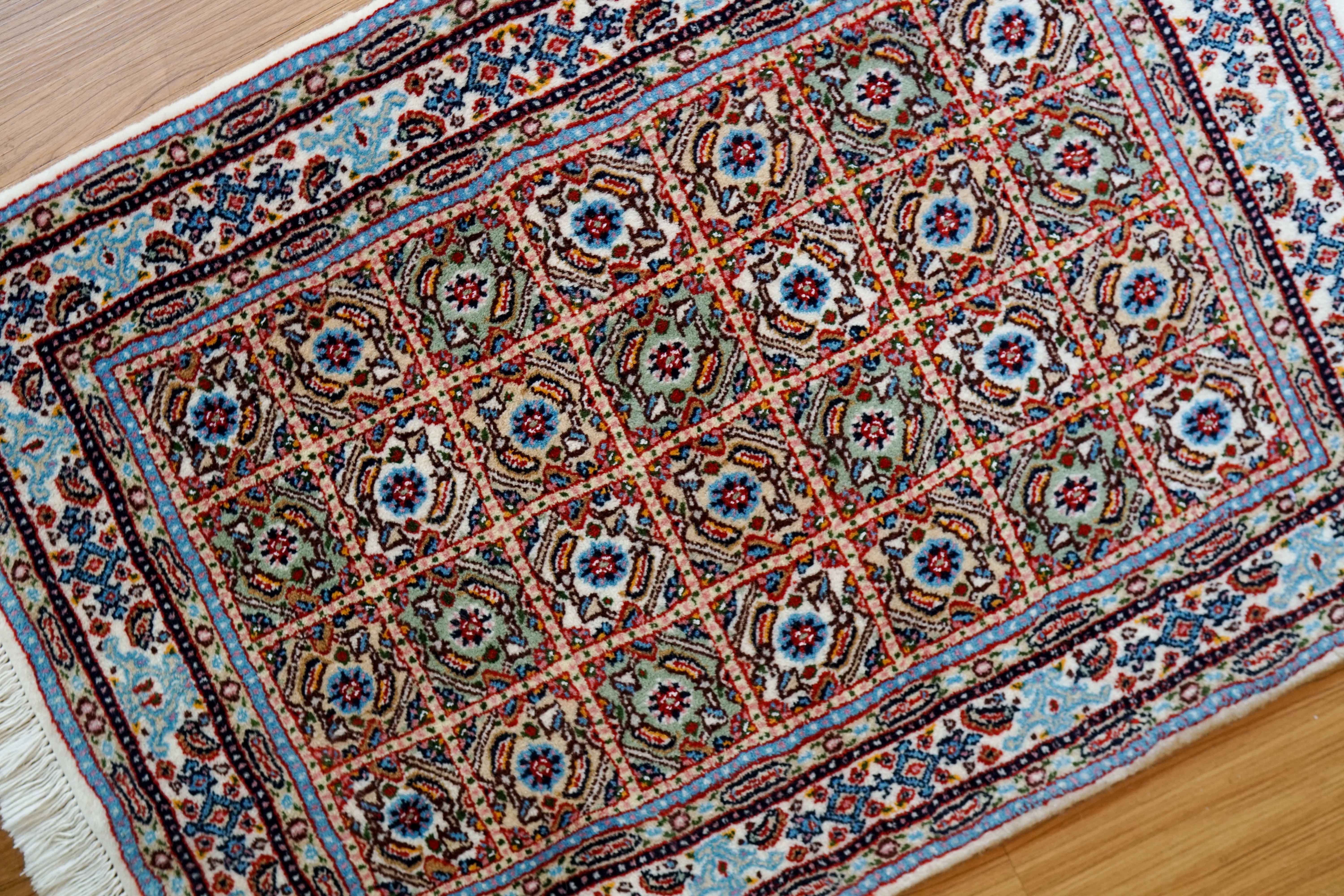 ペルシャ 手織り絨毯　ムード産 ペルシャ絨毯 ムード産 89×60cm – Decorworks