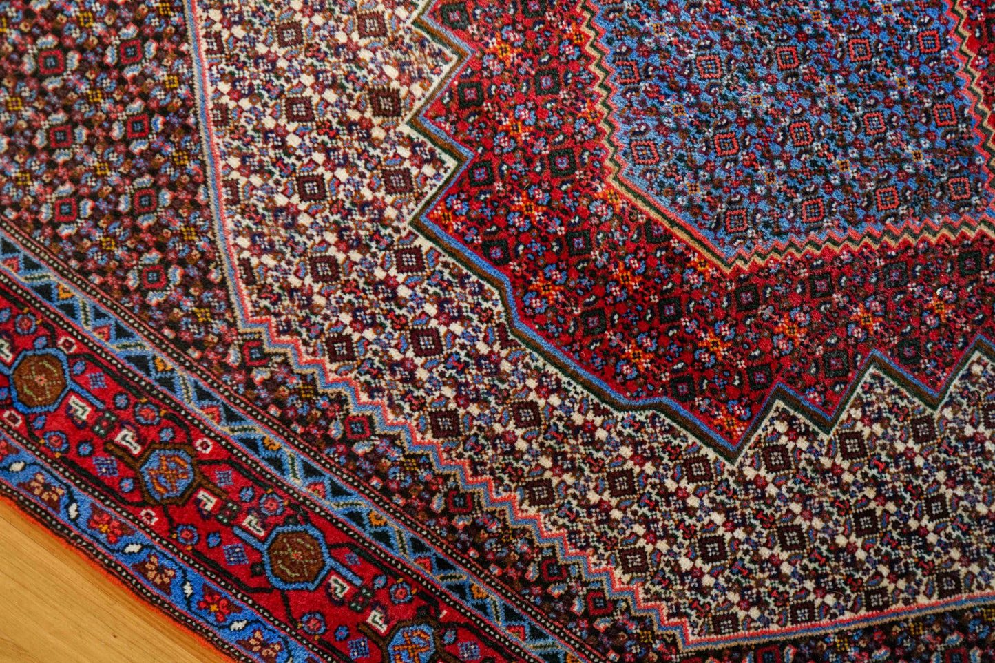 手織りペルシャ絨毯 セネンダジ産 164×152cm