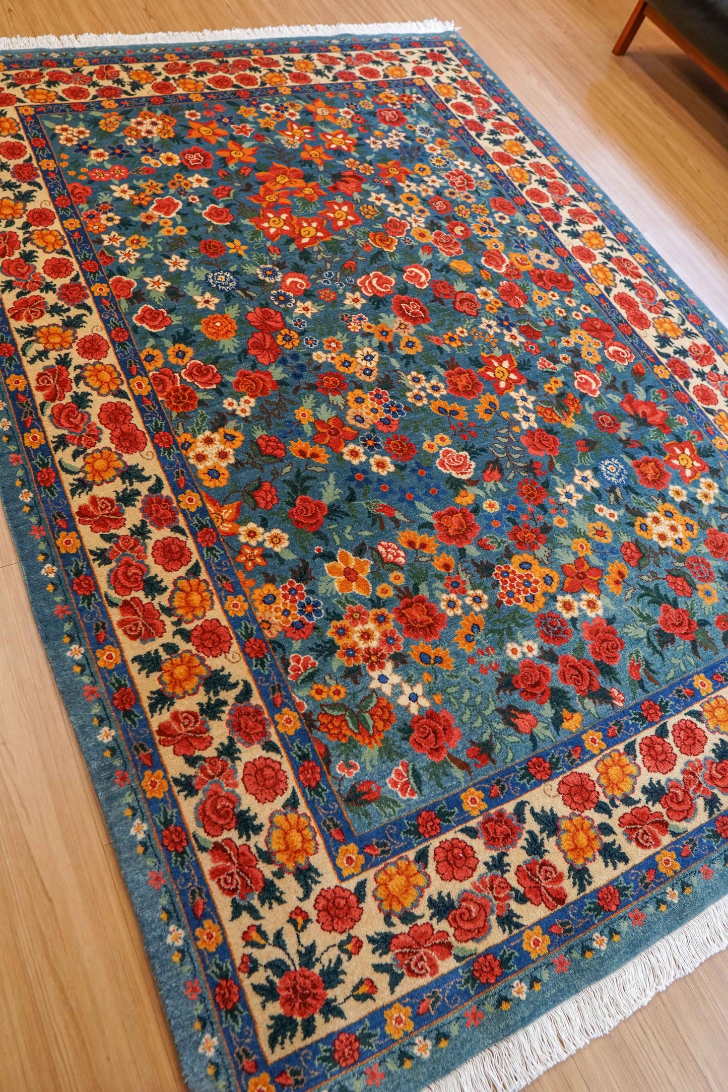 ペルシャ絨毯  バラミン waramin 235×166cm