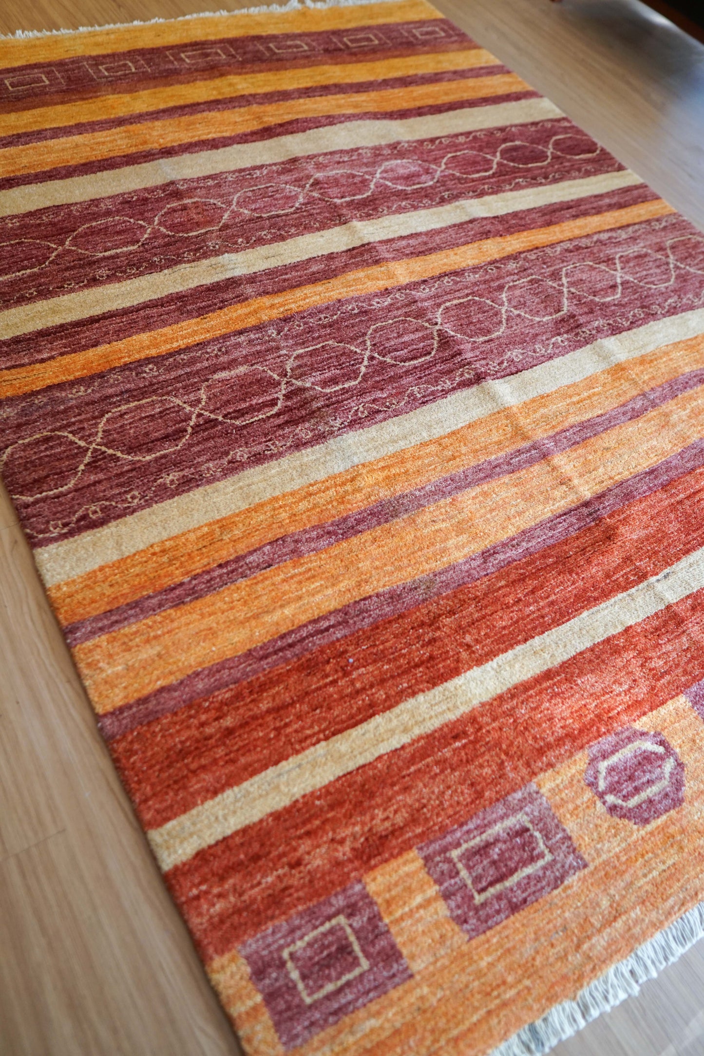  ペルシャ手織りギャッベ244×172cm カシュクリ