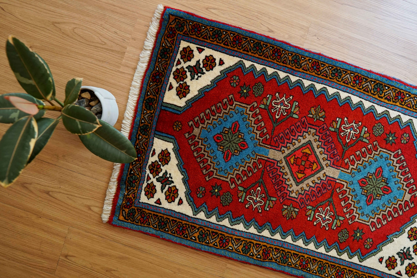  ペルシャ絨毯 ヤラメ97×63cm