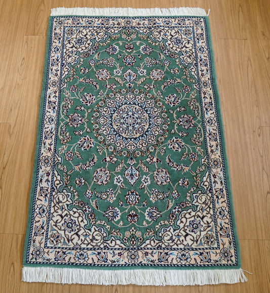  116×78cm ペルシャ手織り絨毯 ナイン産