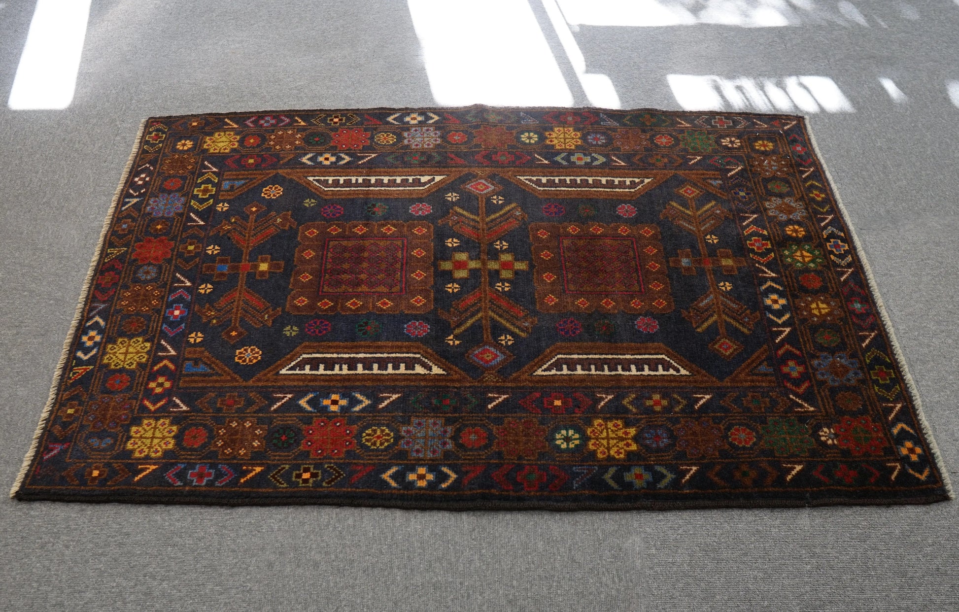 144×88cm ペルシャ絨毯 バルーチ 手織り トライバルラグ ヴィンテージ Decorworks