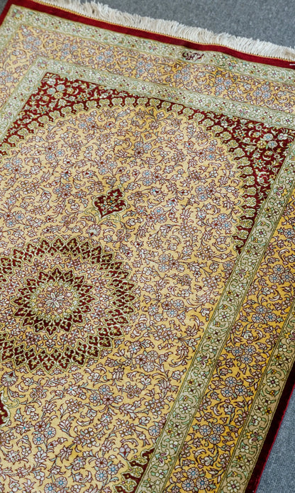 121×78cm　【ペルシャ手織り絨毯】証明書付 Decorworks