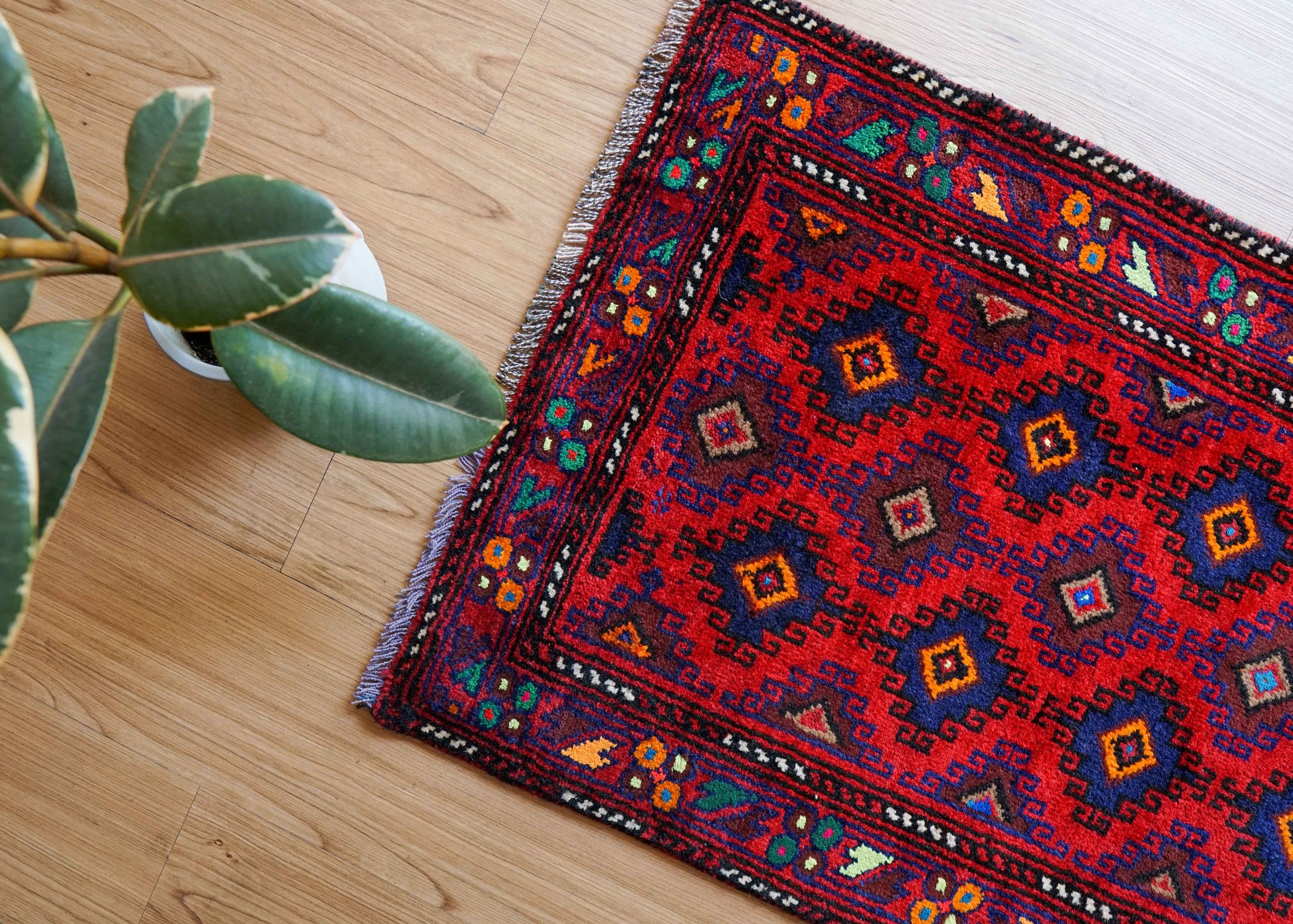  トライバルラグ　ヴィンテージラグ　バルーチ族　74×51cm ペルシャ絨毯　玄関マットサイズ