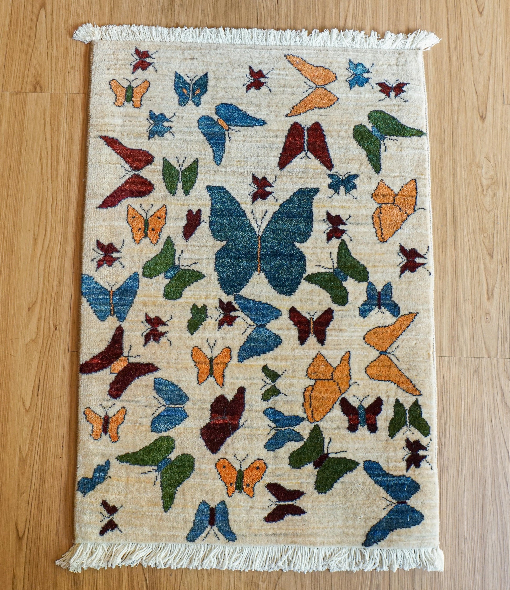  手織りペルシャ絨毯 ギャッベ リズバフト（カシュクリ）87×61cm｜蝶文様｜イラン製