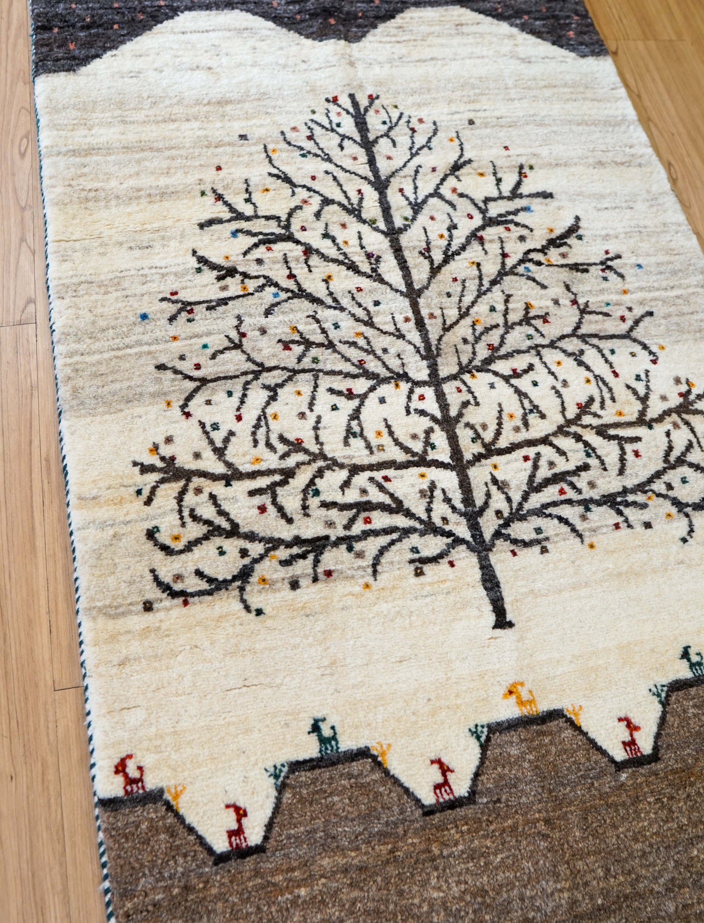  ペルシャギャッベ 手織り カシュクリギャベ 141×86cm