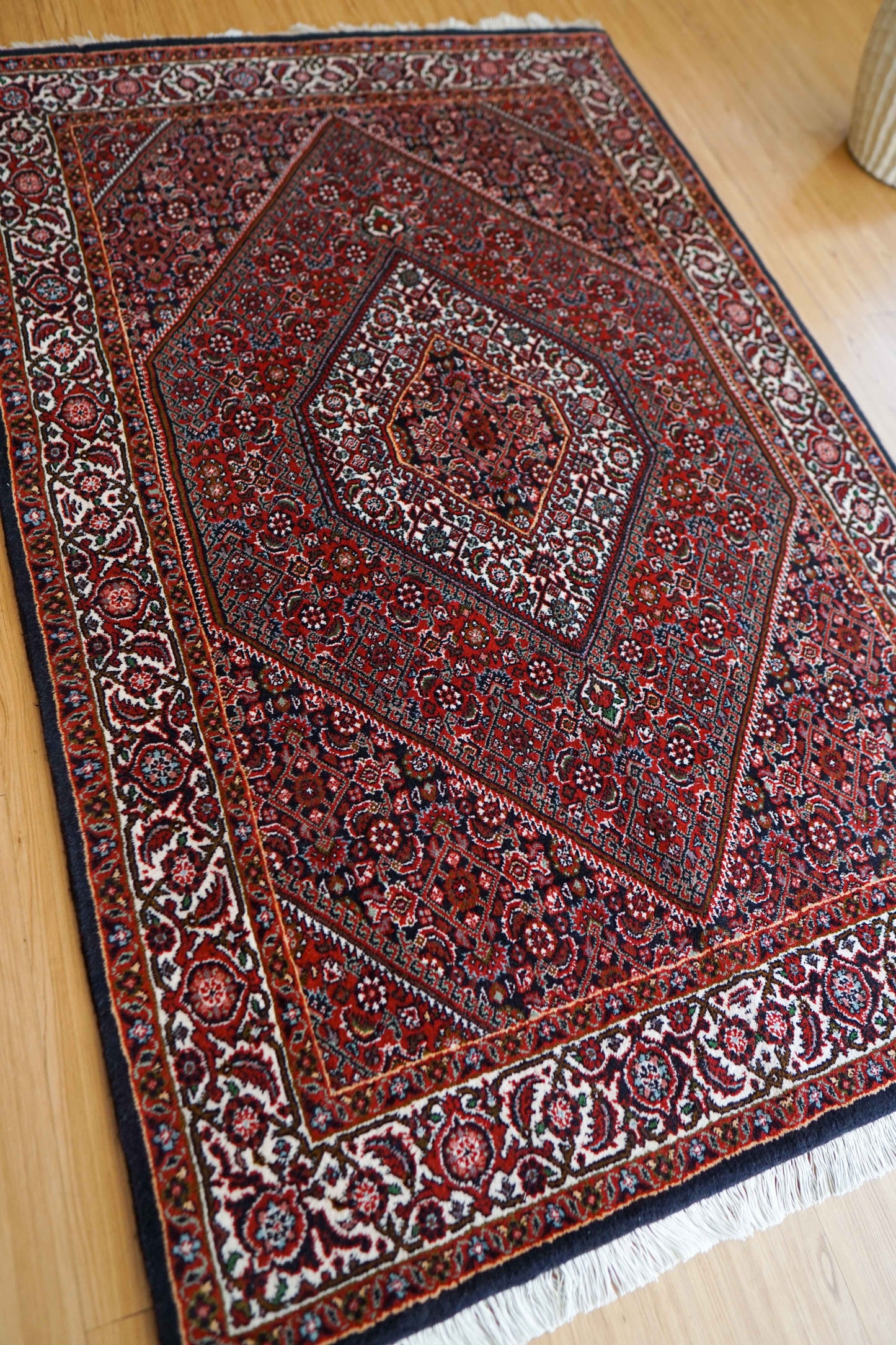 ペルシャ手織り絨毯 ビジャー産 171×113cm｜ ウール リビングサイズ ビジャール