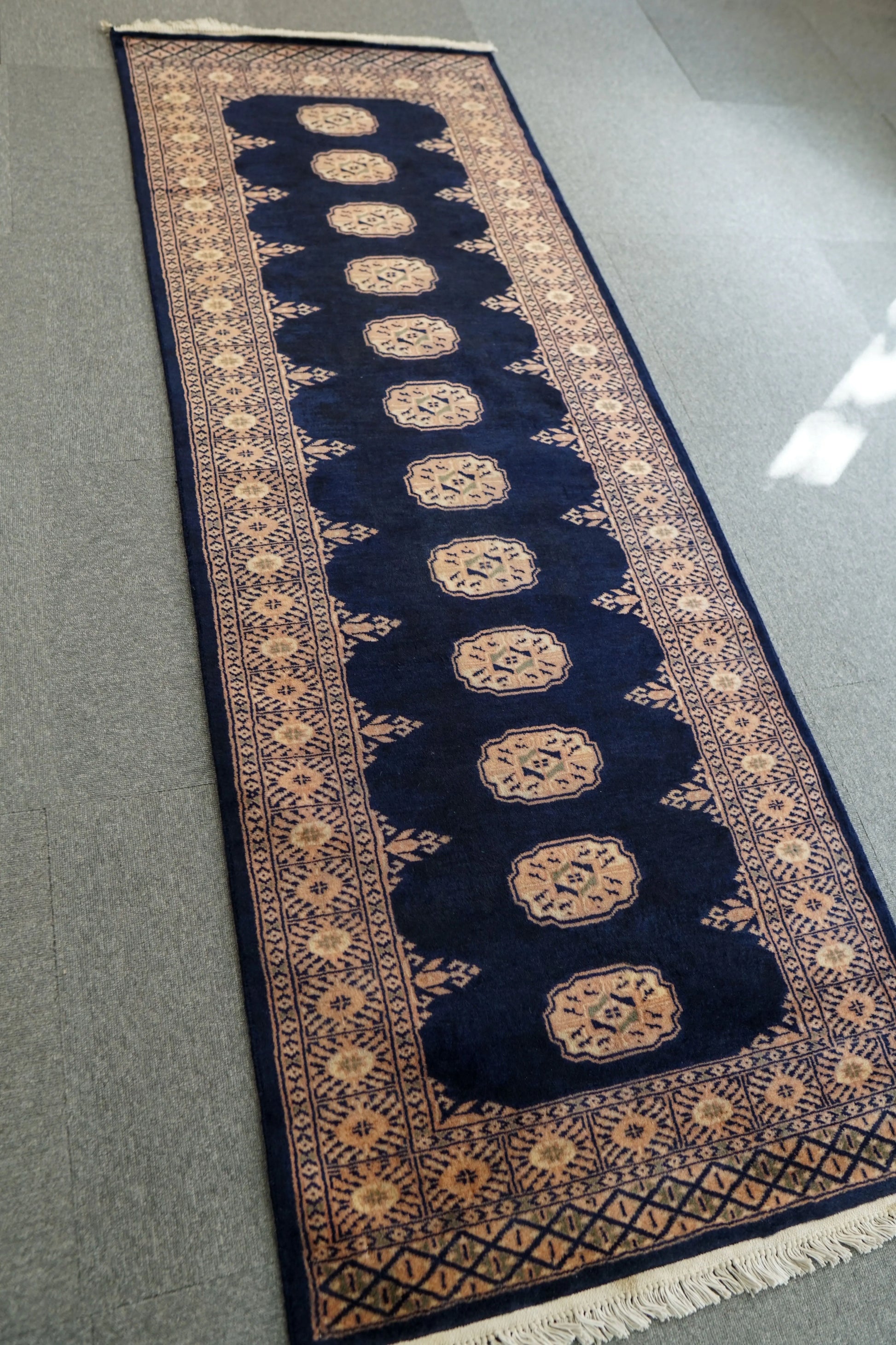 201×79cm パキスタン手織り絨毯 トルクメン ボハララグ Decorworks