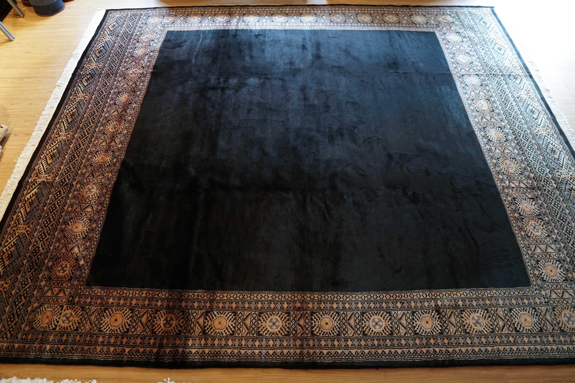  パキスタン手織り絨毯 293×254cm