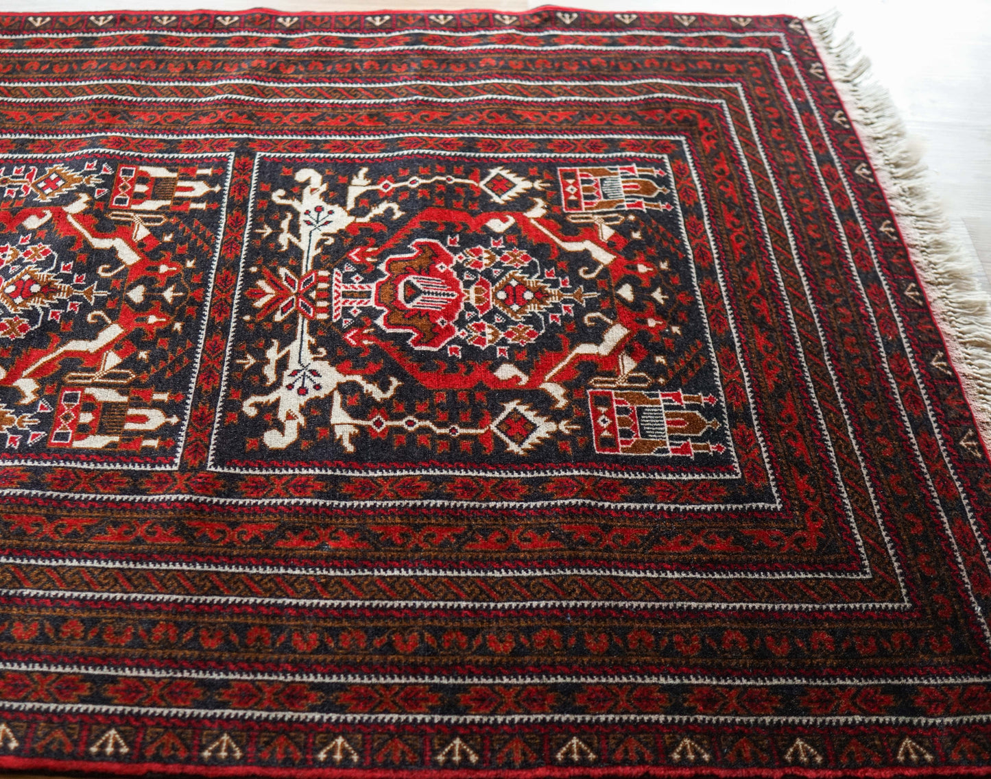  アフガニスタン手織り絨毯 ビルジククオリティ 292×89cm