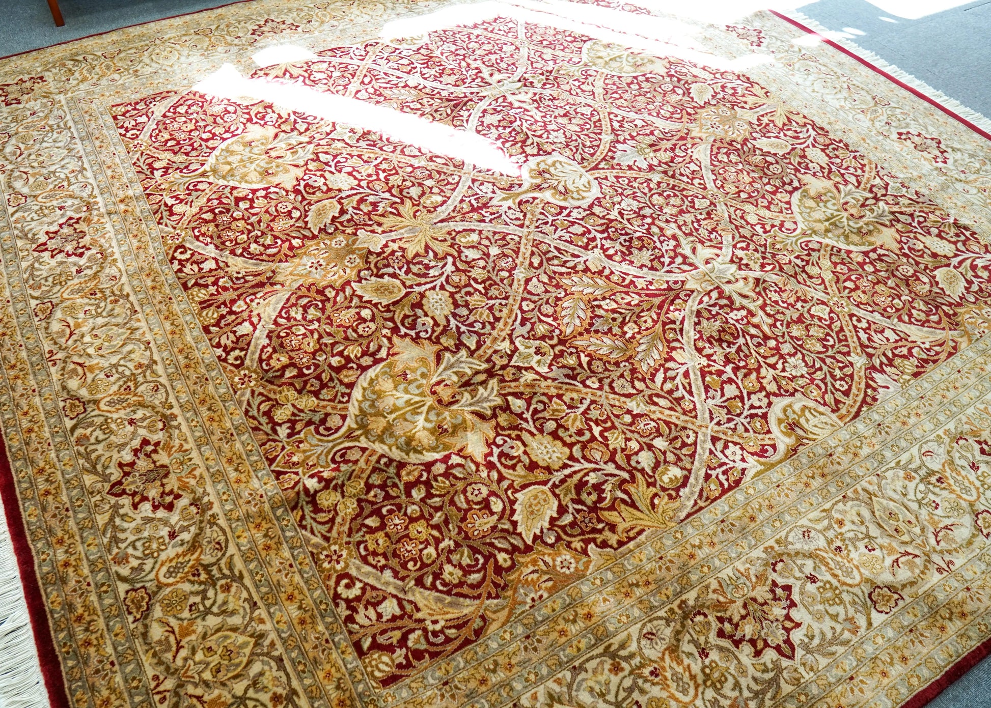 257×252cm  パキスタン ダブルノッ 手織り絨毯 Decorworks