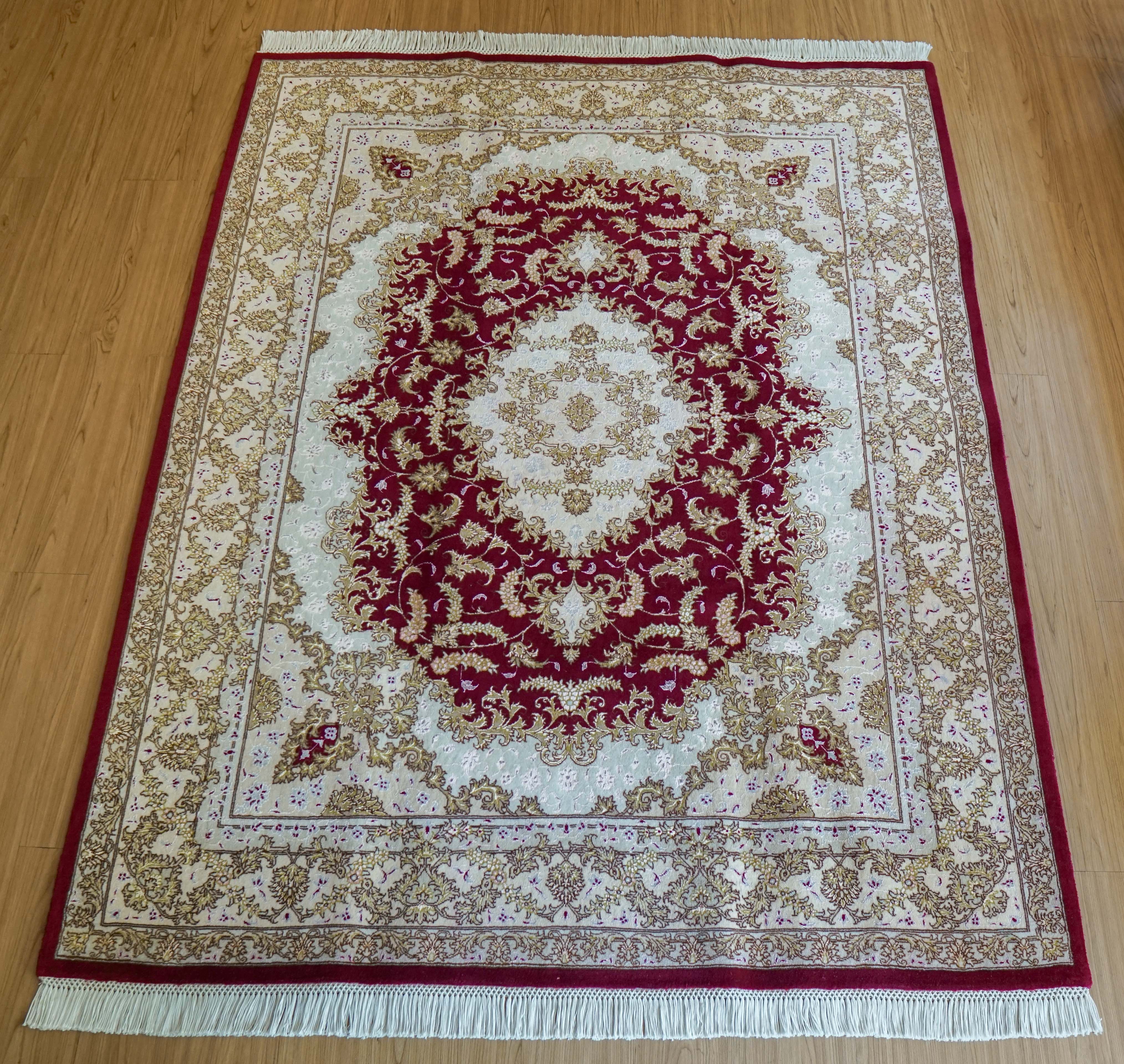 ペルシャ絨毯 タブリーズ産 196×151cm 50Raj｜コルクウール＆シルク
