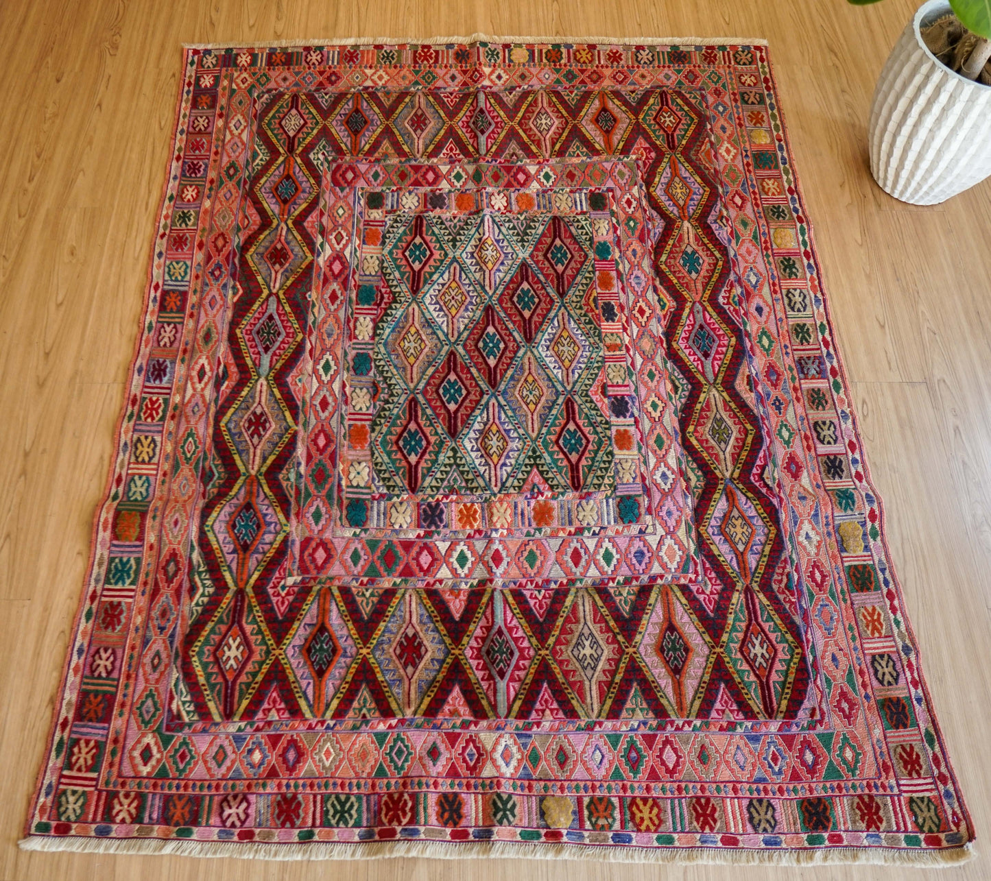 アフガニスタン 手織りマシュワニキリム 180×143cm fine quality