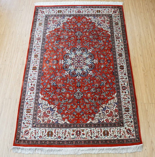 ペルシャ絨毯 クム産 モハマディ工房 シルク100% 197×130cm｜手織り 高密度シルクラグ メダリオンデザイン