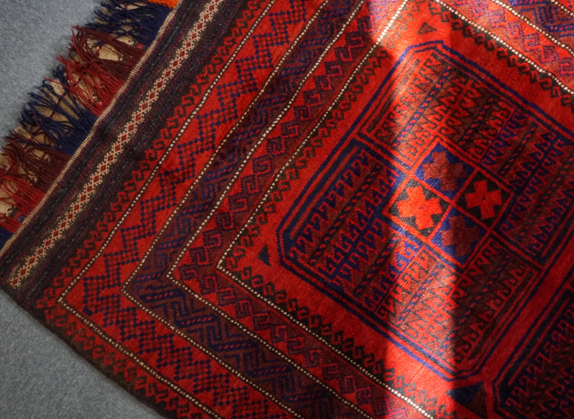 235x124cm バルーチ ヴィンテージラグ 手織り絨毯 Decorworks