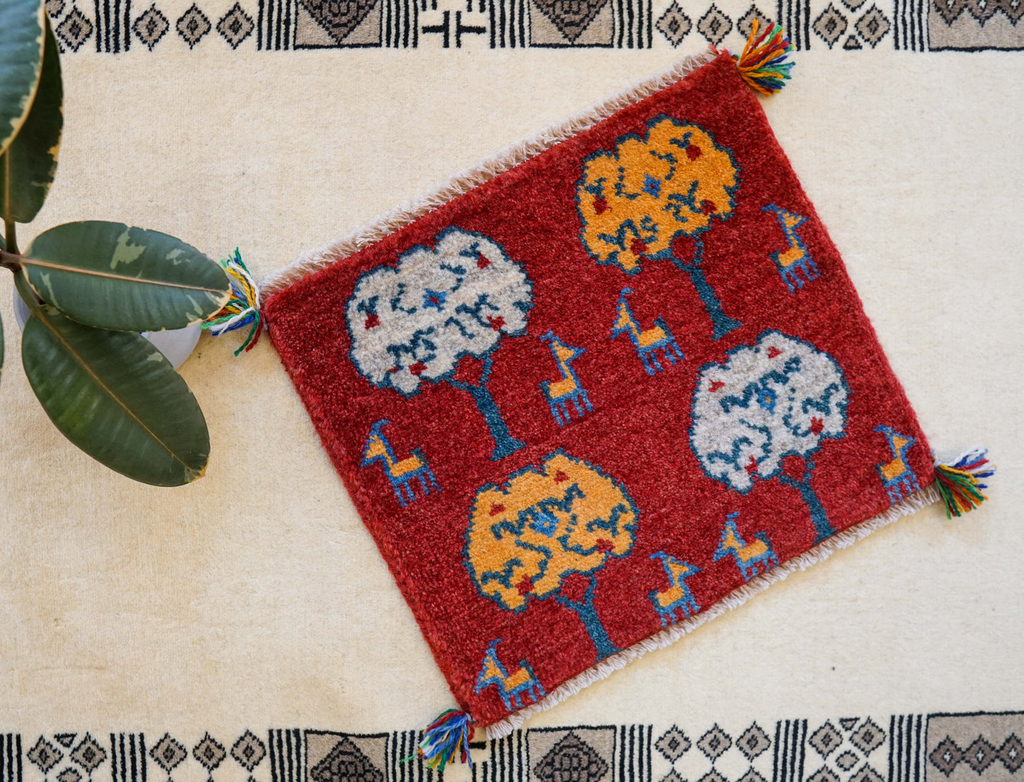 ペルシャ手織りギャッベ アマレ族 40×40cm｜ウール100% ミニラグ・チェアマット 生命の木デザイン