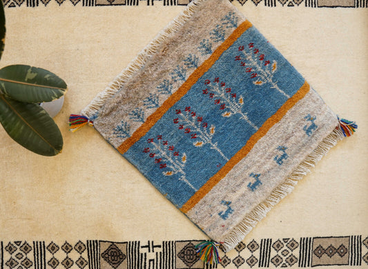 ペルシャ手織りギャッベ アマレ族 40×40cm｜ウール100% ミニラグ チェアマット ナチュラルカラー