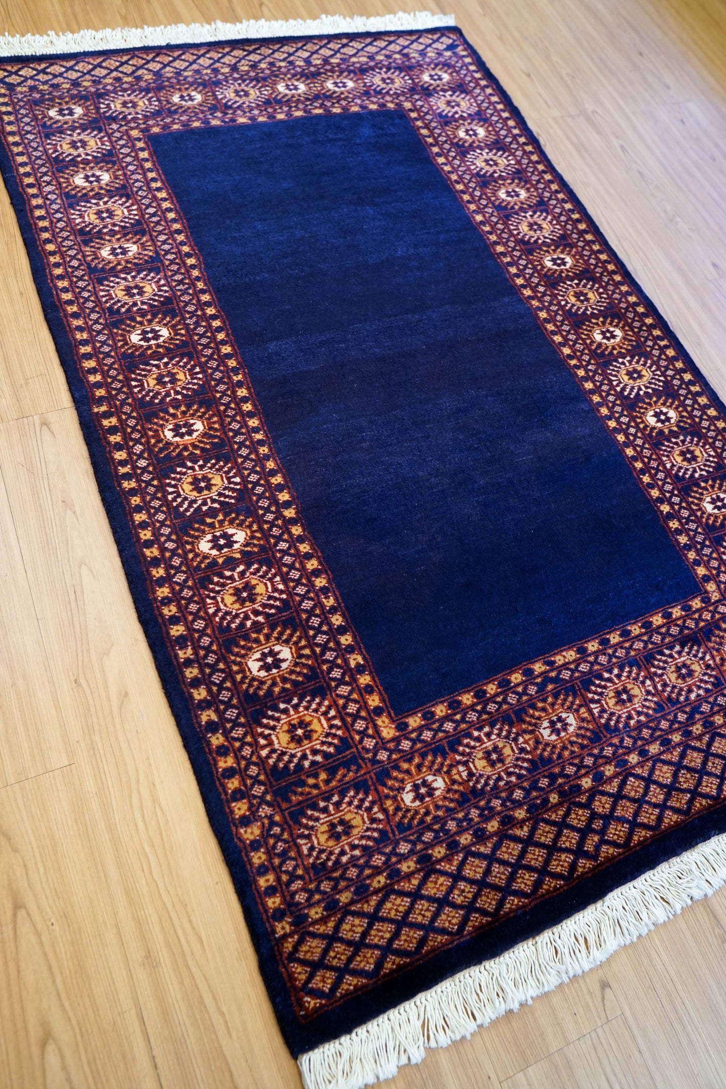  パキスタン手織り絨毯 157×97cm