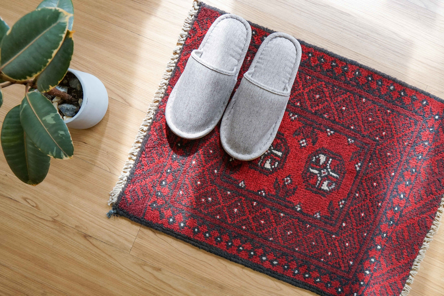 トルクメン 手織り絨毯 トライバルラグ ヴィンテージラグ 60×49cm