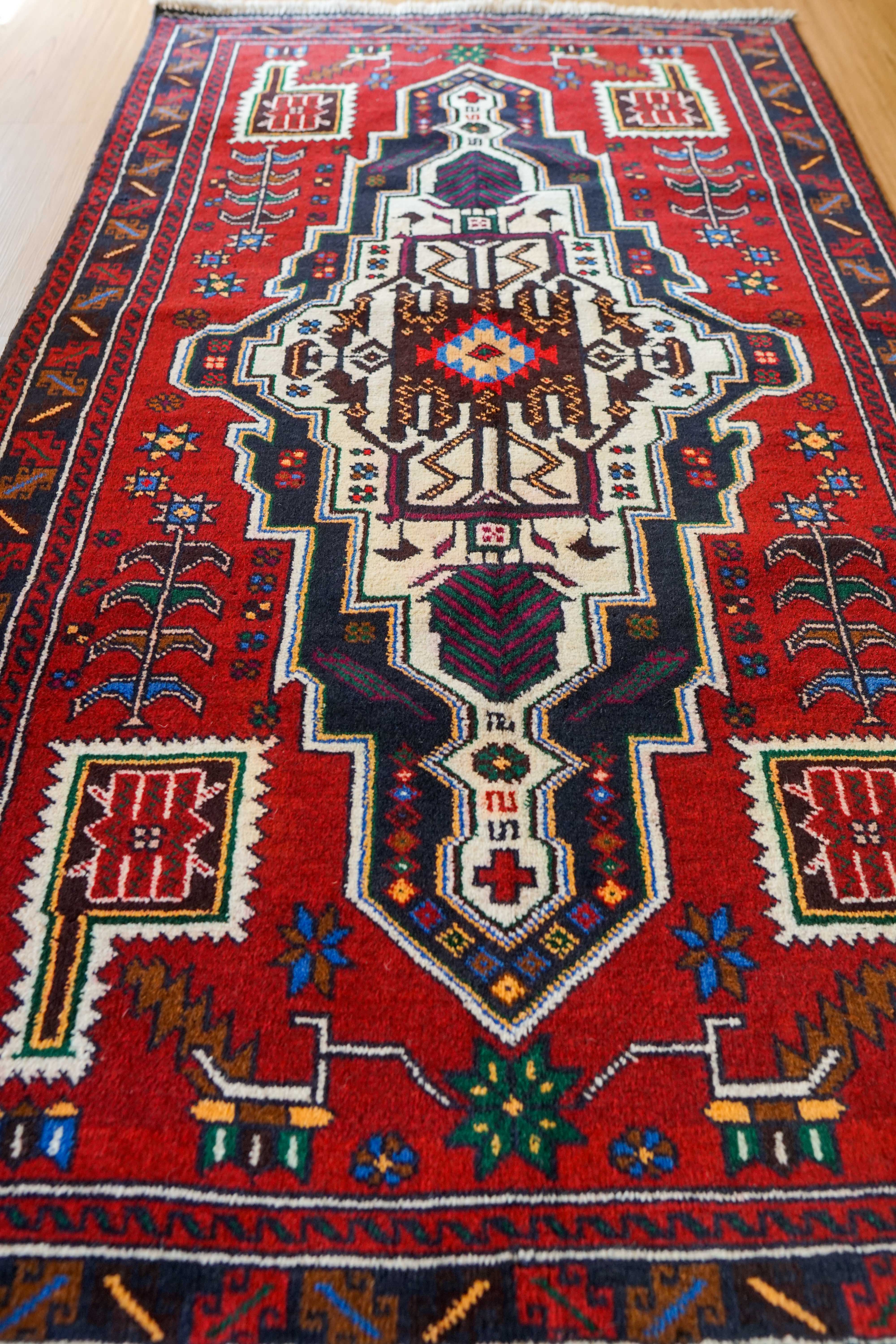 ペルシャ手織りバルーチ絨毯 レッド×アイボリー 163×95cm 商品説明