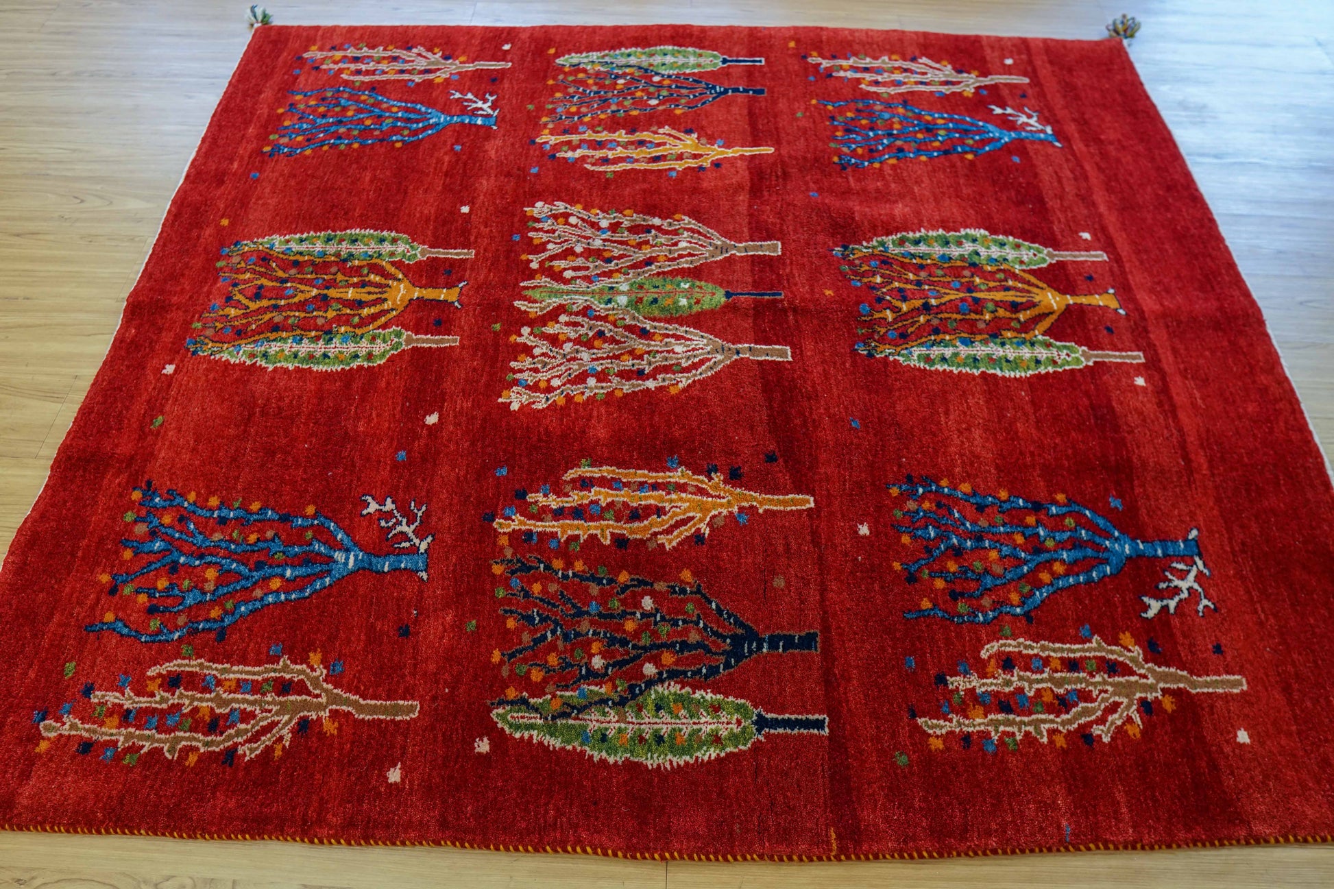  ペルシャ手織りカシュクリギャッベ リズバフト 186×159cm｜生命の木デザイン 高密度織り 大判ウールラグ