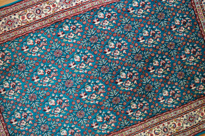 手織り ペルシャ絨毯ムード　154×97cm