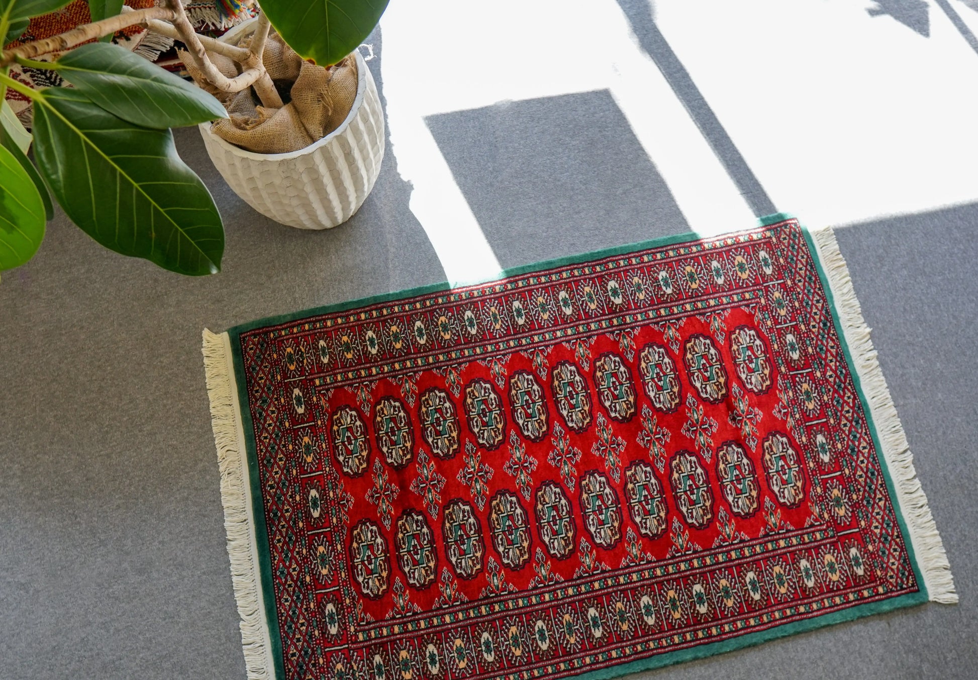 120×80cm  手織りパキスタン絨毯 トルクメン ボハララグ Decorworks