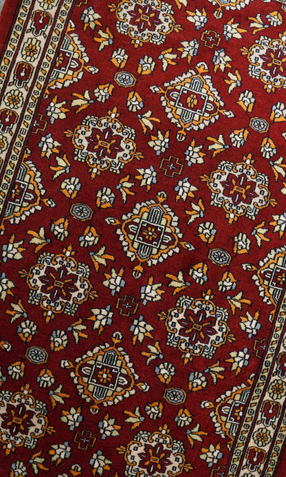  パキスタン手織り絨毯 128×79cm