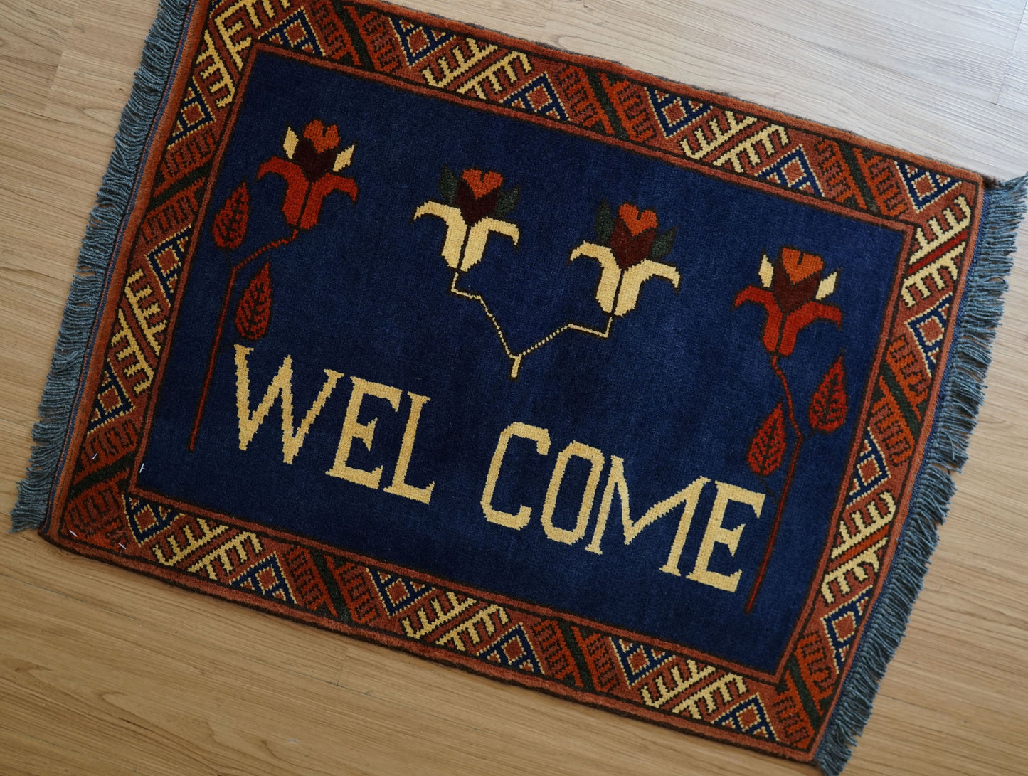 Collection アフガニスアン手織り絨毯　85×61cm