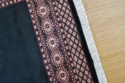  パキスタン手織り絨毯 183×131cm ボーダー柄