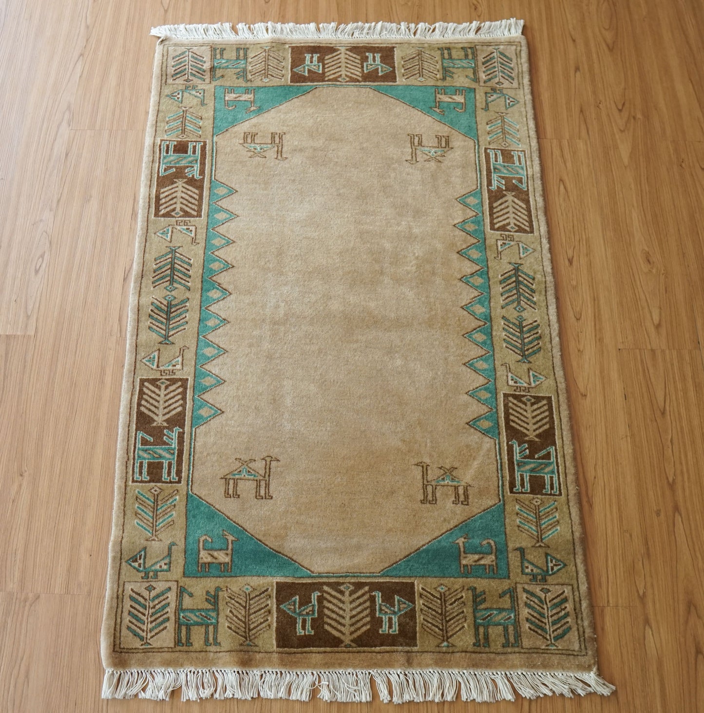 Collection 129×81cm パキスタン手織り絨毯 ベージュ＆ターコイズ モダンボーダーデザイン