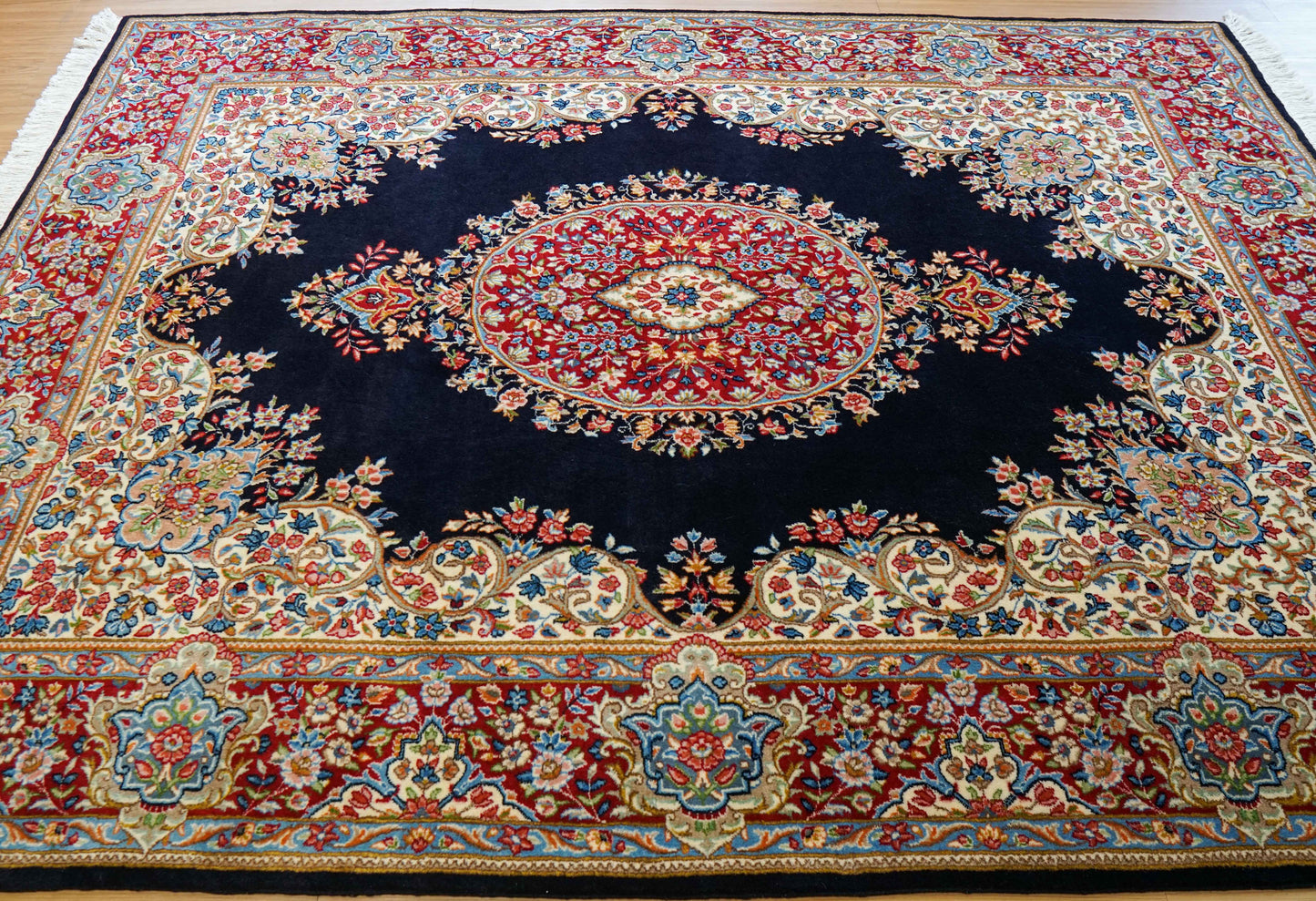 ペルシャ絨毯 ケルマン産 手織りメダリオン文様 245×180cm