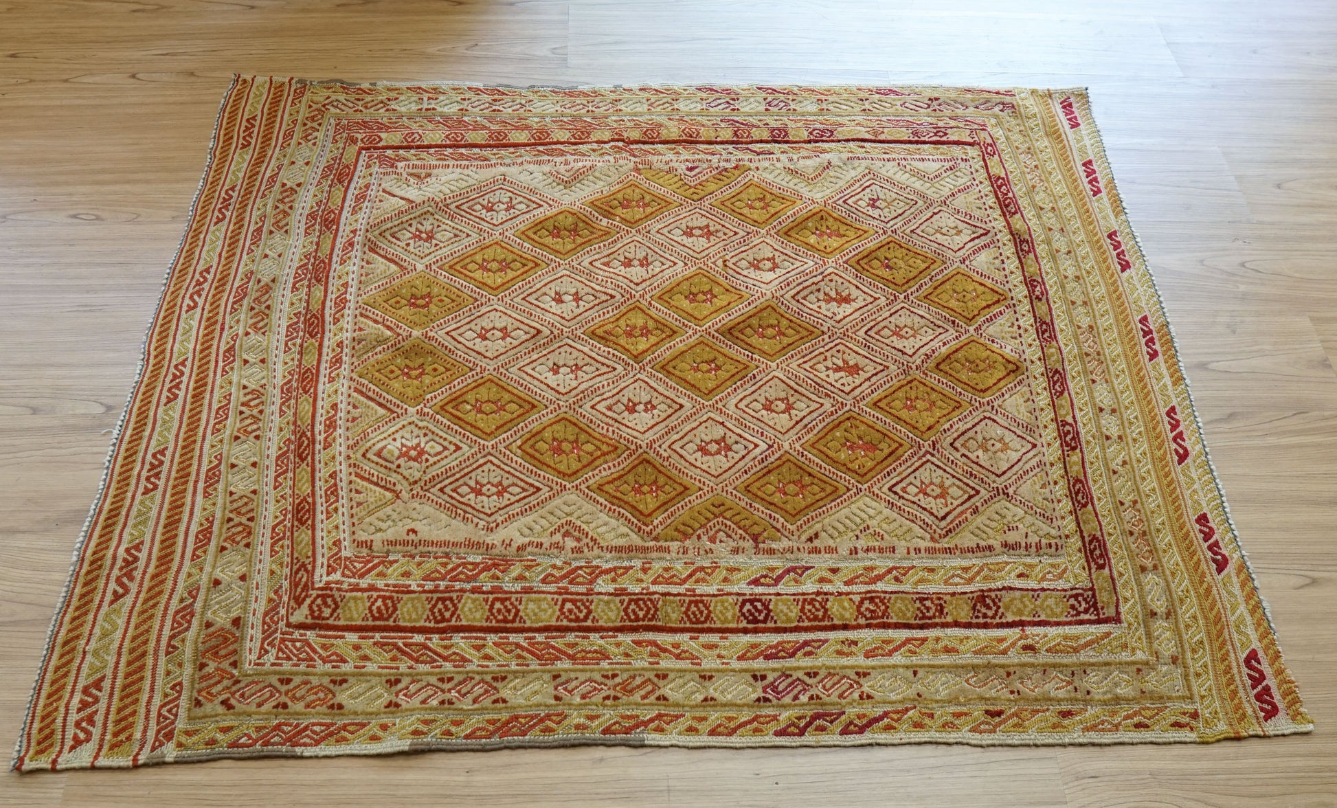 Collection アフガン手織りマシュワニキリム 121×94cm