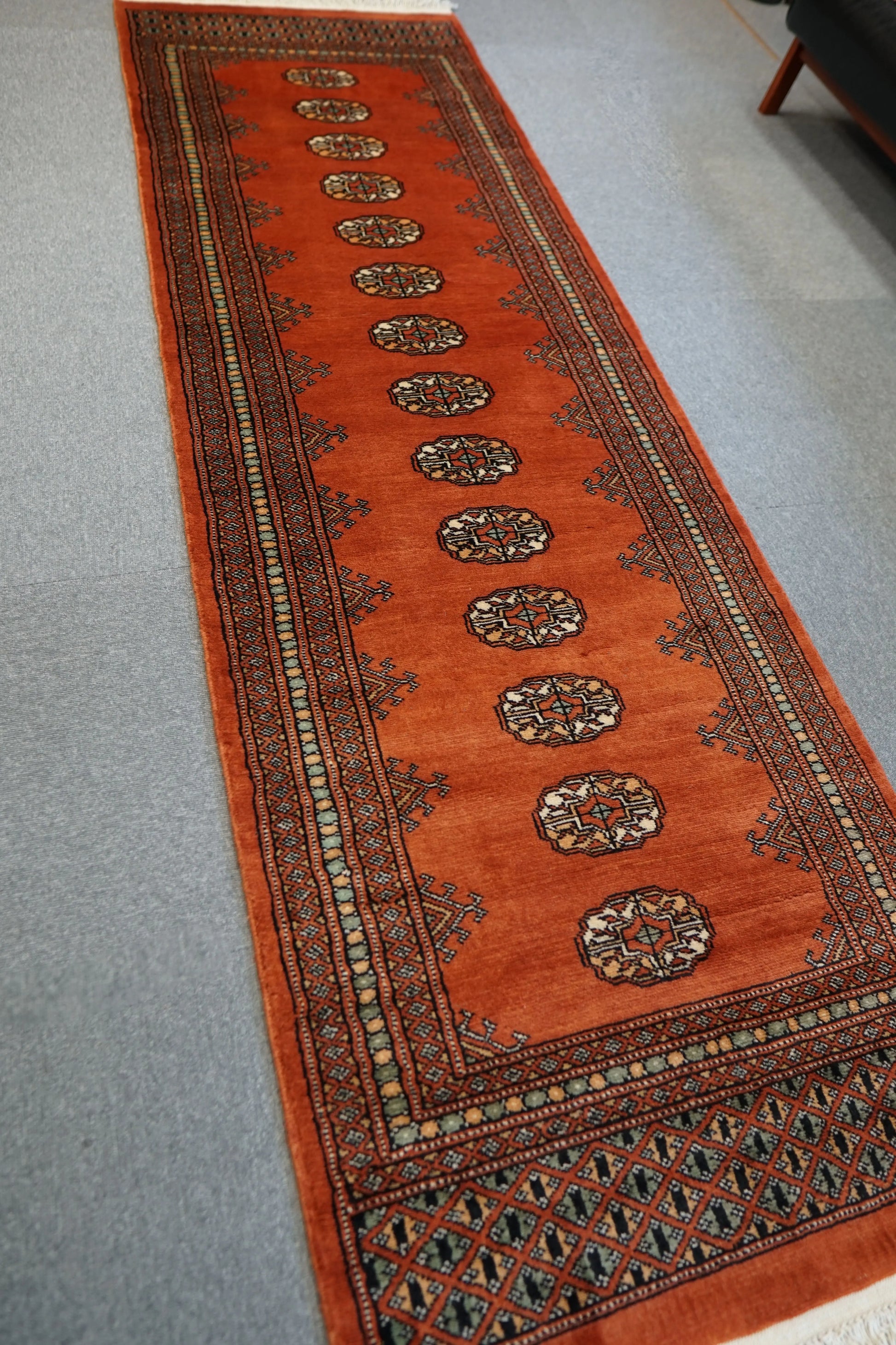 256×78cm パキスタン手織り絨毯 トルクメン ボハララグ Decorworks
